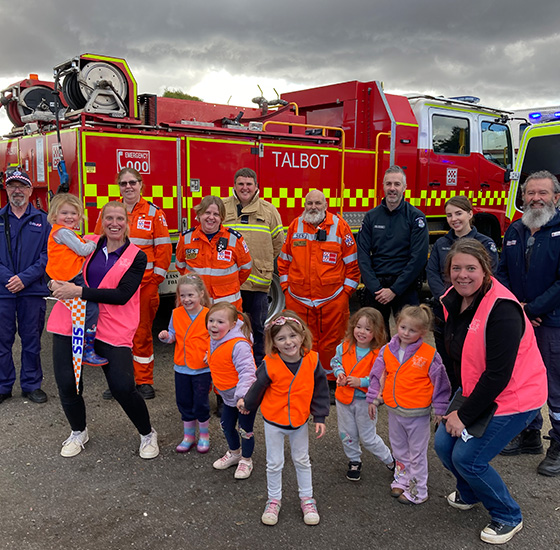 Talbot Kindergarten children and staff with First Responders